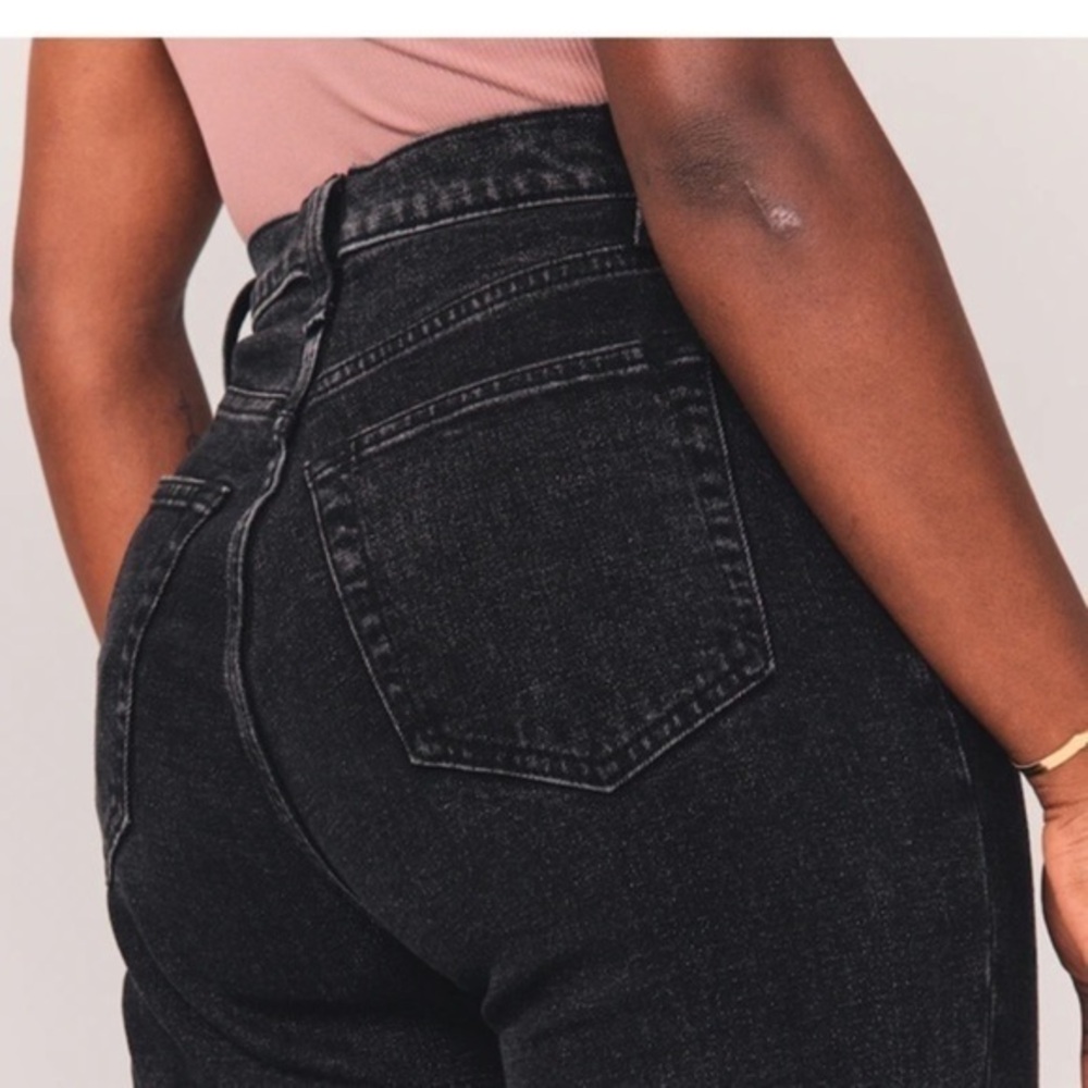 Ultra High Rise Ankle Straight Jeans​
